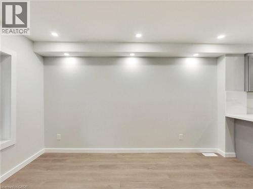67 Cope Street, Hamilton, ON - Indoor Photo Showing Other Room