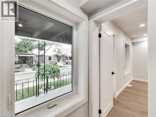 67 Cope Street, Hamilton, ON - Indoor Photo Showing Other Room