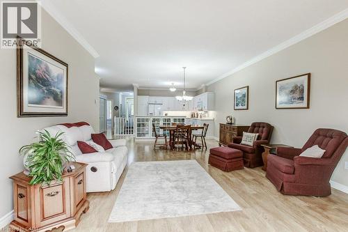 20 Isherwood Avenue Unit# 109, Cambridge, ON - Indoor Photo Showing Living Room