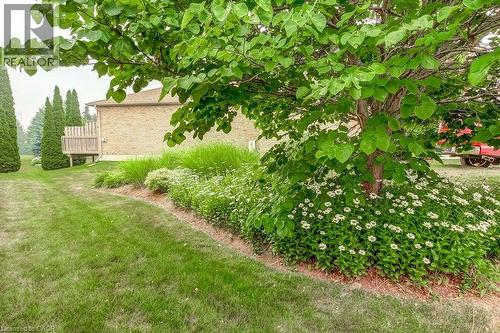20 Isherwood Avenue Unit# 109, Cambridge, ON - Outdoor