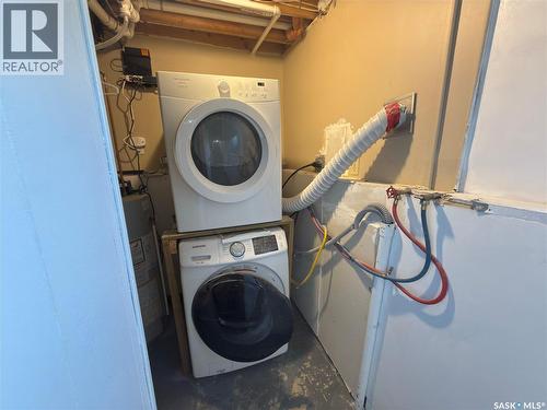 1782 14Th Street W, Prince Albert, SK - Indoor Photo Showing Laundry Room