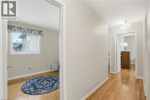 504 Kenmarr Crescent, Burlington, ON - Indoor Photo Showing Other Room
