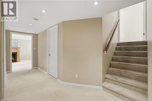 504 Kenmarr Crescent, Burlington, ON - Indoor Photo Showing Other Room