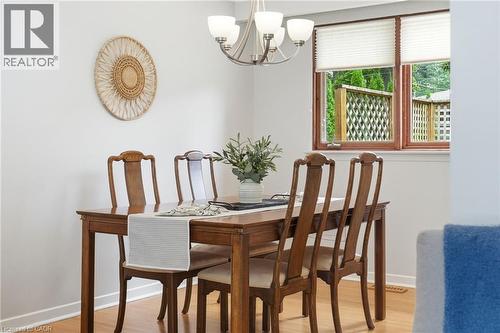 504 Kenmarr Crescent, Burlington, ON - Indoor Photo Showing Dining Room