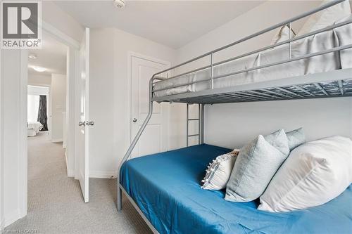155 Equestrian Way Unit# 88, Cambridge, ON - Indoor Photo Showing Bedroom