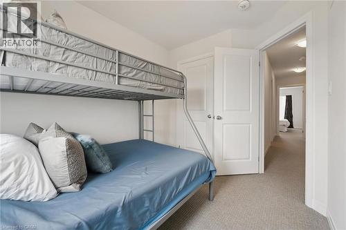 155 Equestrian Way Unit# 88, Cambridge, ON - Indoor Photo Showing Bedroom