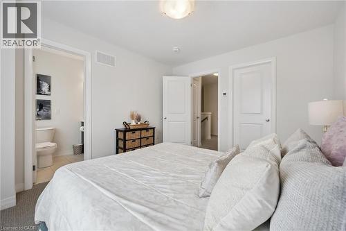 155 Equestrian Way Unit# 88, Cambridge, ON - Indoor Photo Showing Bedroom