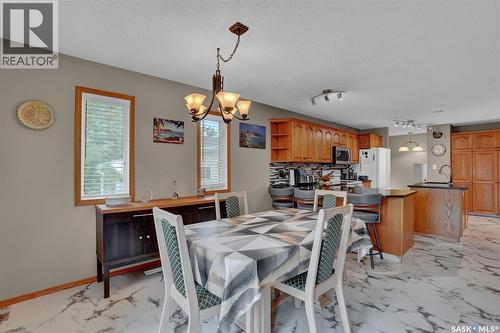 246/242 Westview Drive, Balgonie, SK - Indoor Photo Showing Dining Room