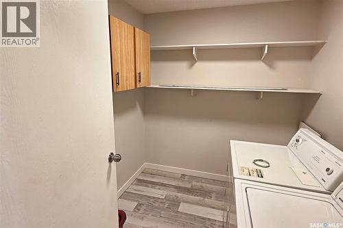 1724 425 115Th Street E, Saskatoon, SK - Indoor With Storage