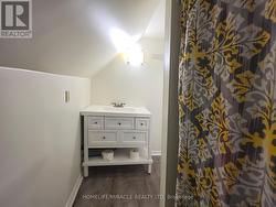 2nd floor Bathroom - 