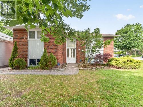 833 VICKI DRIVE  Pickering (West Shore), ON L1W 2J4