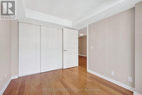 This image has been virtually staged. - 604 - 138 Somerset Street W, Ottawa, ON - Indoor Photo Showing Other Room