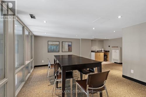 604 - 138 Somerset Street W, Ottawa, ON - Indoor Photo Showing Dining Room