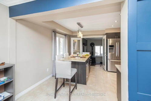 443 Eleventh Road E, Hamilton, ON - Indoor