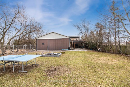 443 Eleventh Road E, Hamilton, ON - Outdoor