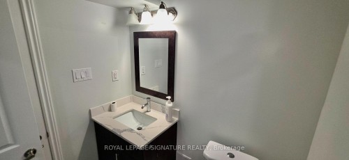 16A Hutton Crescent, Caledon, ON - Indoor Photo Showing Bathroom