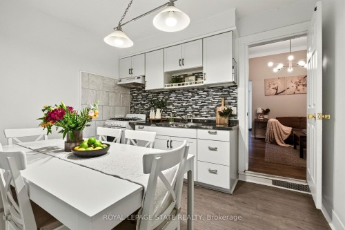 66 Beechwood Avenue, Hamilton, ON - Indoor Photo Showing Dining Room