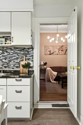 66 Beechwood Avenue, Hamilton, ON - Indoor