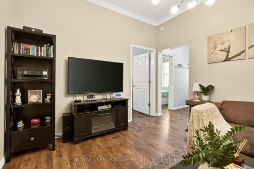 66 Beechwood Avenue, Hamilton, ON - Indoor