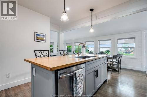 13 Beach Boulevard, Leamington, ON - Indoor Photo Showing Kitchen