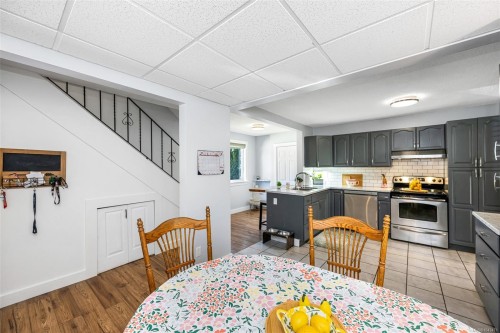 3338 Glacier St, Duncan, BC 