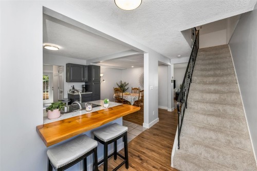3338 Glacier St, Duncan, BC 