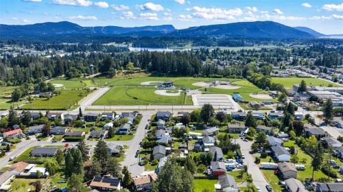 3338 Glacier St, Duncan, BC 