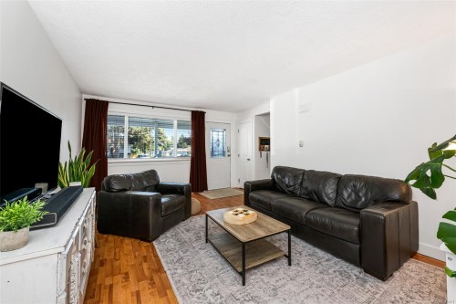 3338 Glacier St, Duncan, BC 