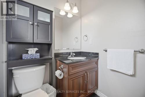 20 Malcolm Crescent, Brampton, ON - Indoor Photo Showing Bathroom