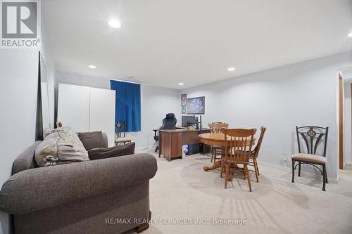 20 Malcolm Crescent, Brampton, ON - Indoor