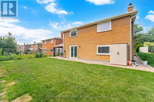20 Malcolm Crescent, Brampton, ON - Outdoor