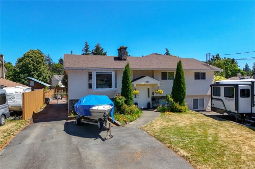 A-3347 Willowdale Rd  Colwood, BC V9A 2T1