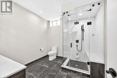 775 King Road, Burlington, ON - Indoor Photo Showing Bathroom