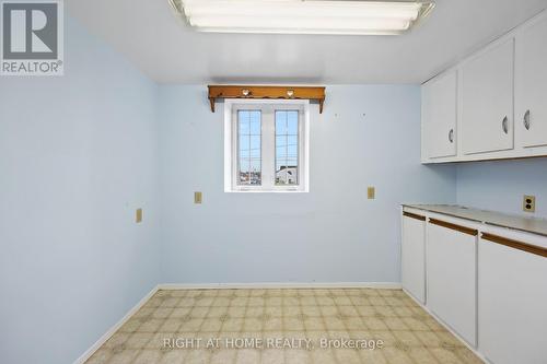 221 Samuelson Street, Cambridge, ON - Indoor