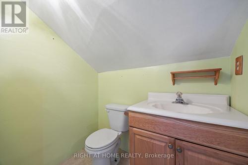 221 Samuelson Street, Cambridge, ON - Indoor Photo Showing Bathroom