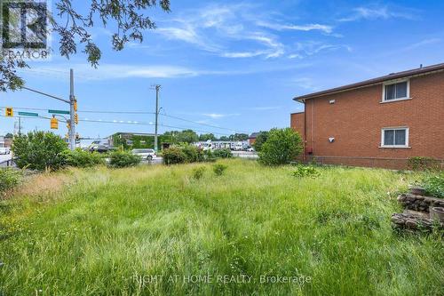 221 Samuelson Street, Cambridge, ON - Outdoor