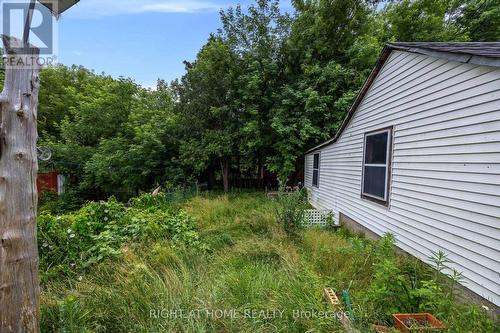 221 Samuelson Street, Cambridge, ON - Outdoor