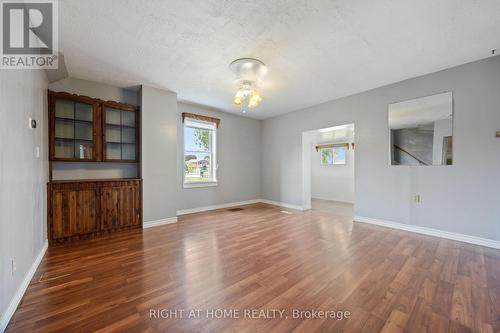 221 Samuelson Street, Cambridge, ON - Indoor Photo Showing Other Room