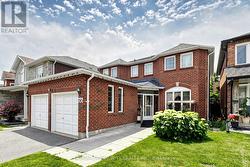 66 WANDERING TRAIL Toronto, ON M1X 1J8