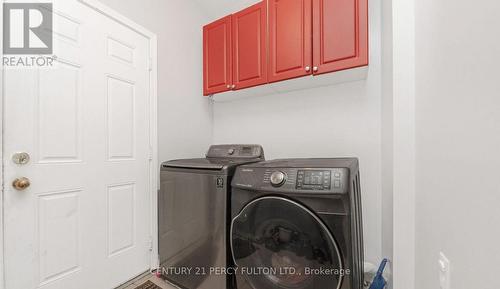 91 Laprade Square, Clarington, ON - Indoor Photo Showing Laundry Room