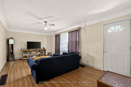958 Highland Road E, Hamilton, ON 