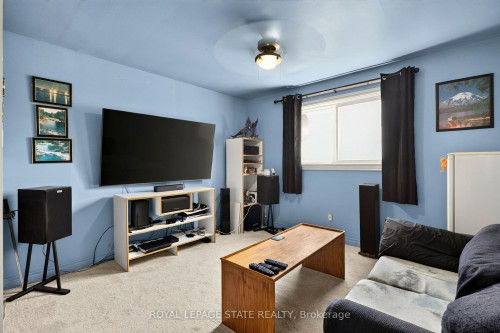 958 Highland Road E, Hamilton, ON 
