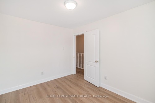 60 Keith Street, Hamilton, ON - Indoor Photo Showing Other Room