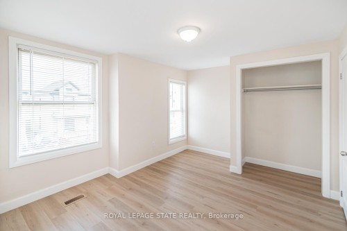 60 Keith Street, Hamilton, ON - Indoor Photo Showing Other Room