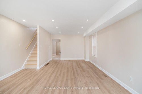60 Keith Street, Hamilton, ON - Indoor Photo Showing Other Room