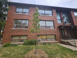 3-401 Winnett Avenue  Toronto, ON M6C 3M2