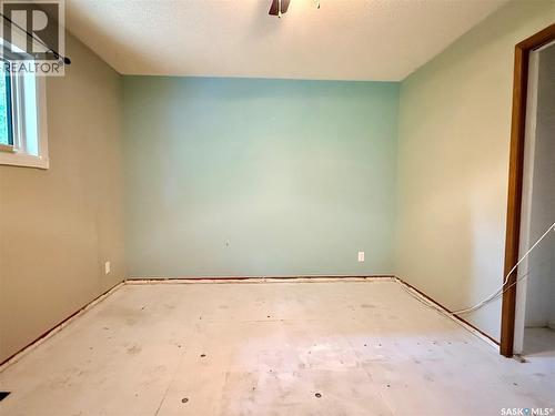 330 Aspen Drive, Swift Current, SK - Indoor Photo Showing Other Room