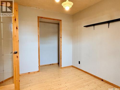 330 Aspen Drive, Swift Current, SK - Indoor Photo Showing Other Room