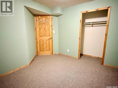330 Aspen Drive, Swift Current, SK - Indoor Photo Showing Other Room