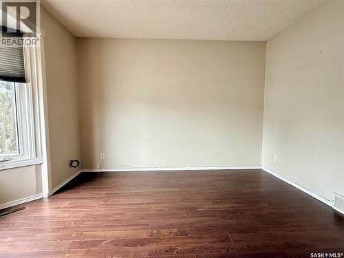 330 Aspen Drive, Swift Current, SK - Indoor Photo Showing Other Room